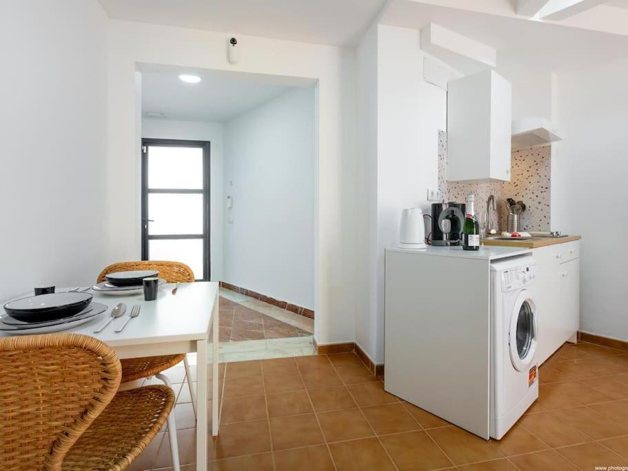 Cozy Orchilla Estudio Apartment *